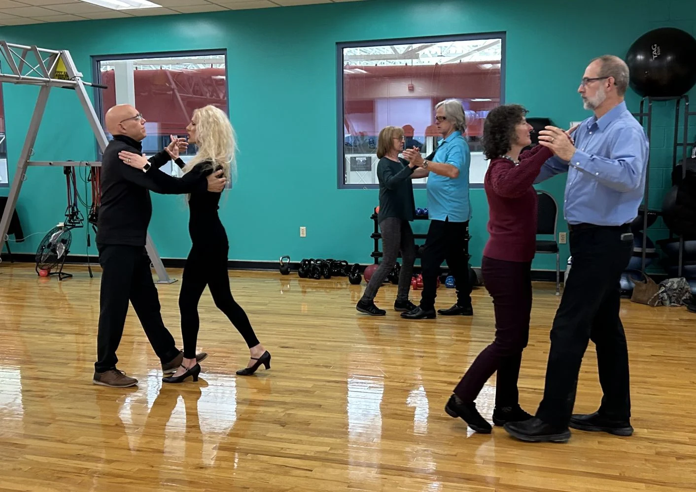 Couples Dance Couples Dance